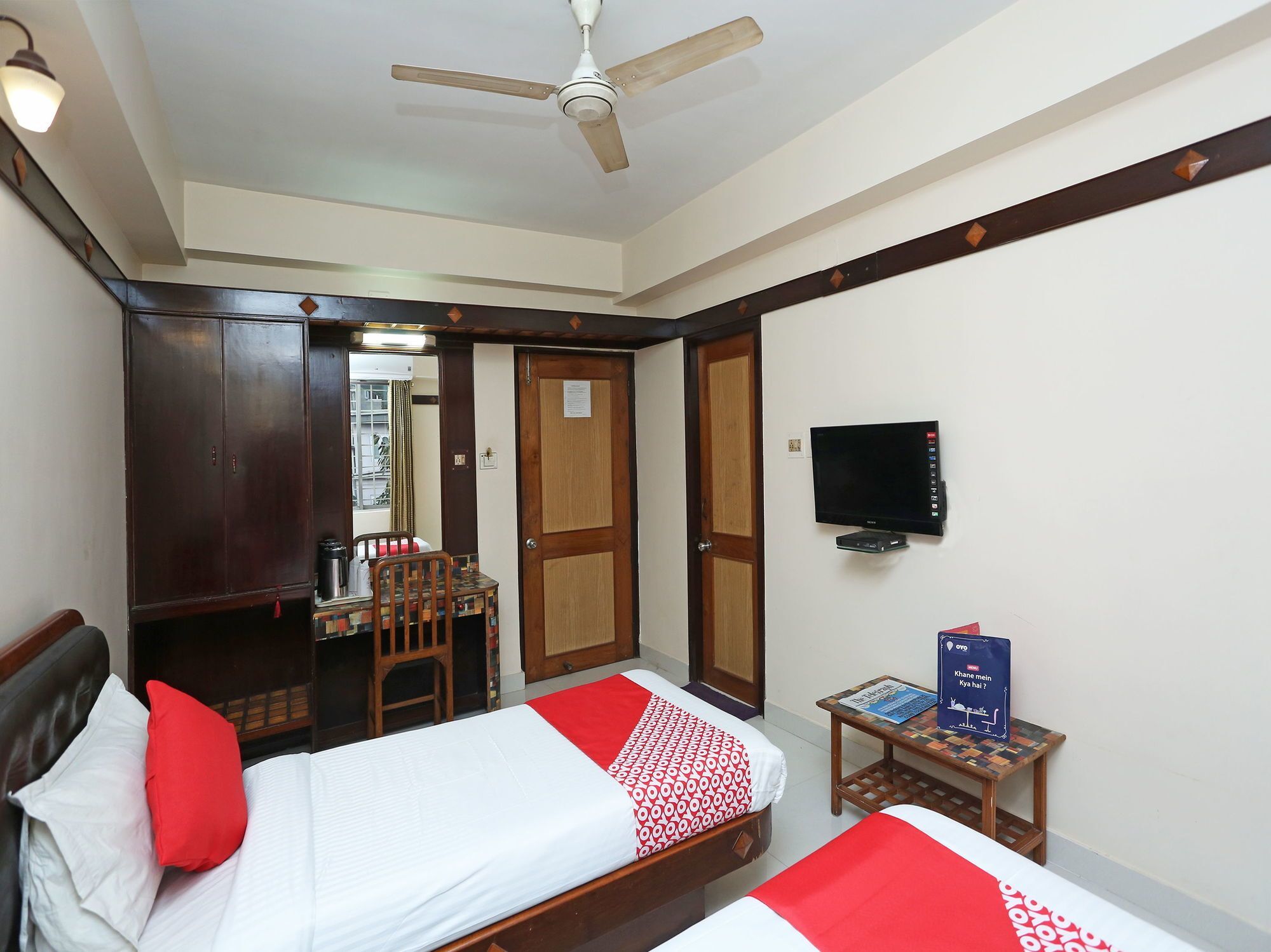 Hotel Amrit Regency Gauháti Kültér fotó