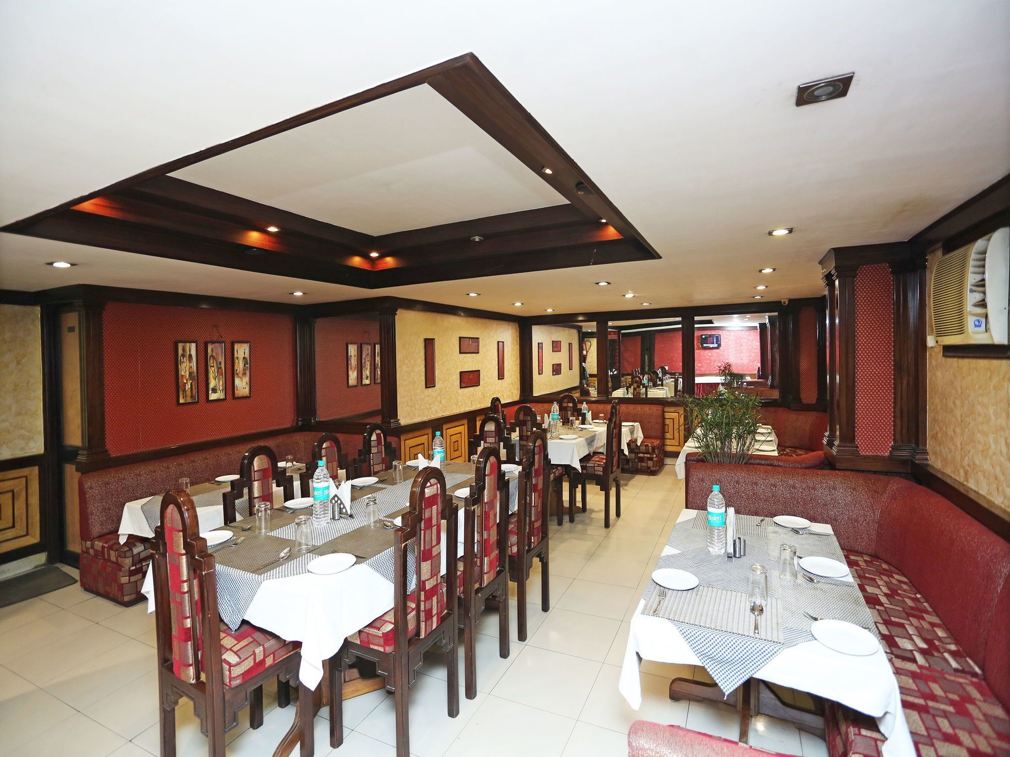 Hotel Amrit Regency Gauháti Kültér fotó